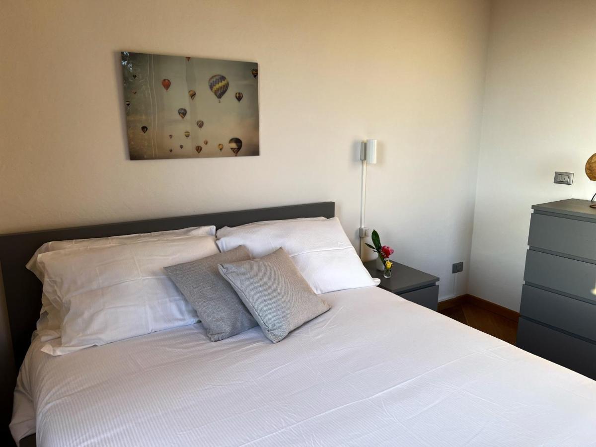 Chic Apt In Villa - Dolcevita Holiday Флоренция Экстерьер фото